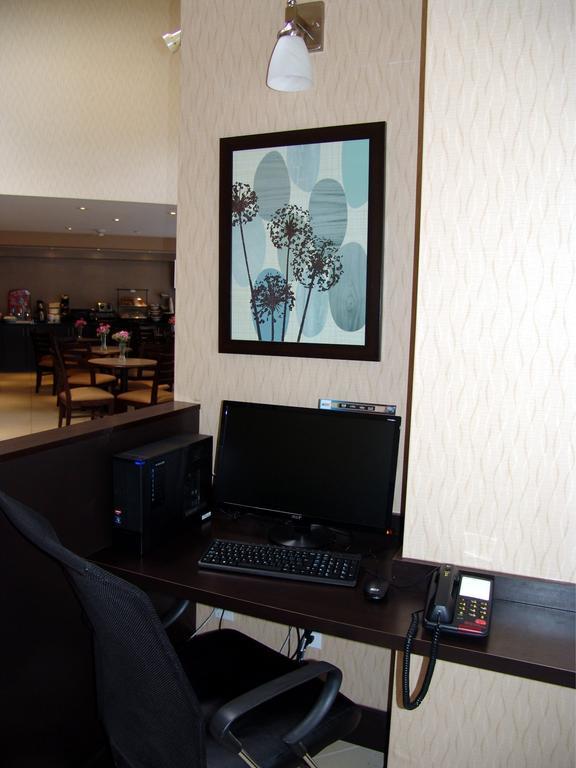 Comfort Inn East Scarborough تورونتو المرافق الصورة