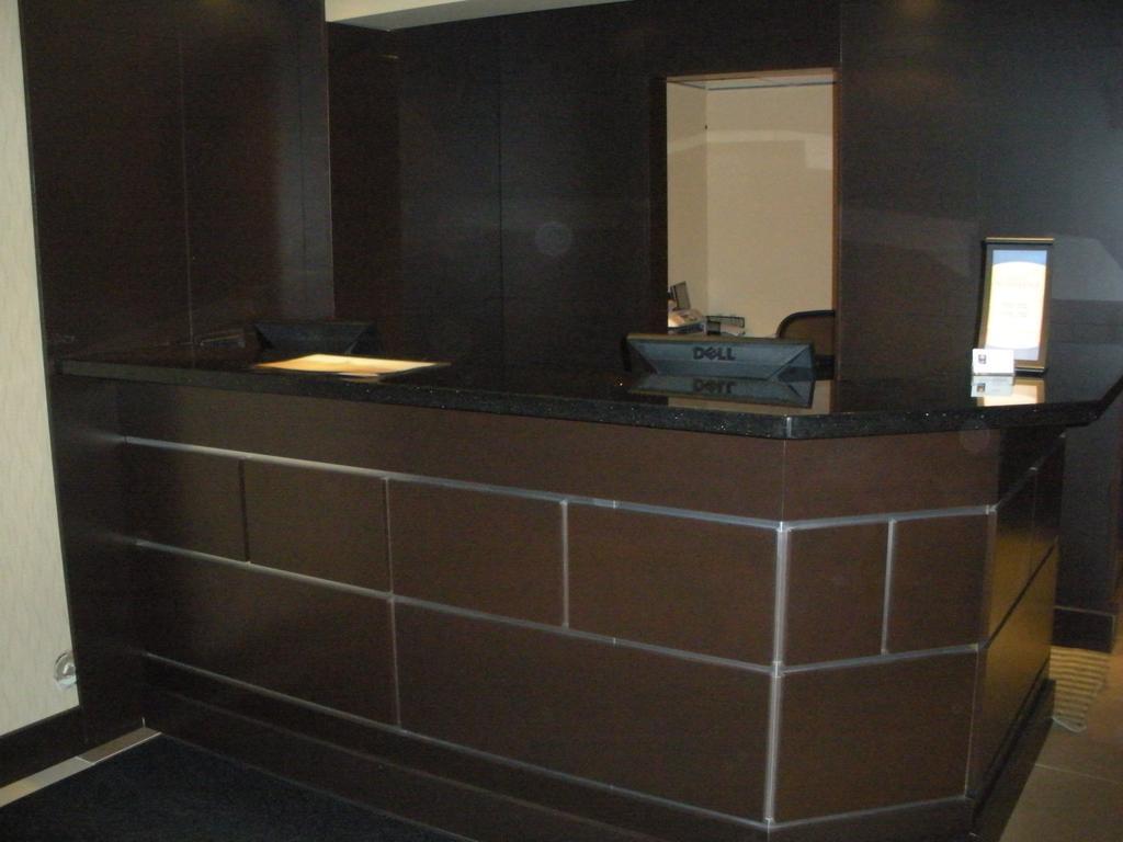 Comfort Inn East Scarborough تورونتو المظهر الخارجي الصورة