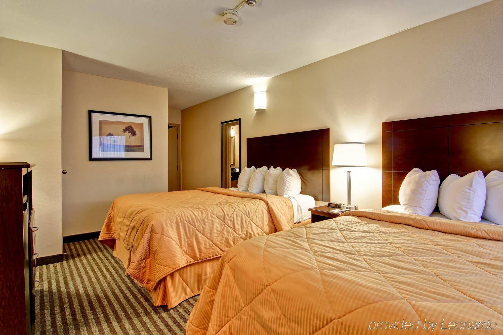 Comfort Inn East Scarborough تورونتو المظهر الخارجي الصورة
