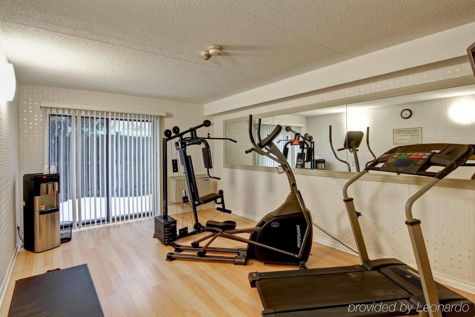 Comfort Inn East Scarborough تورونتو المظهر الخارجي الصورة